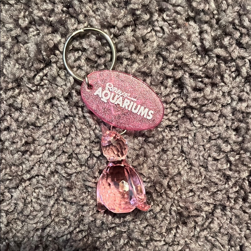 Ripleys Aquarium Pink Penguin Keychain